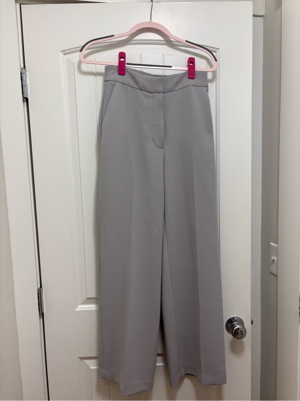 Aritzia Light Grey Limitless Pants Size 6